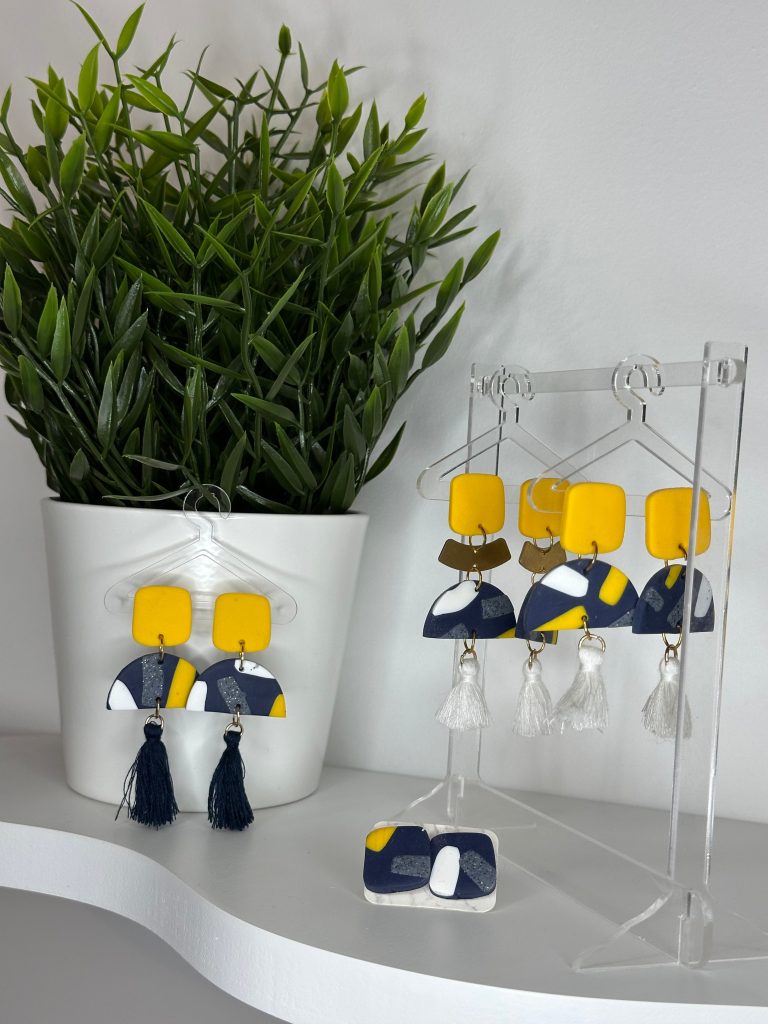 Collection – vermicelles jaune & marine